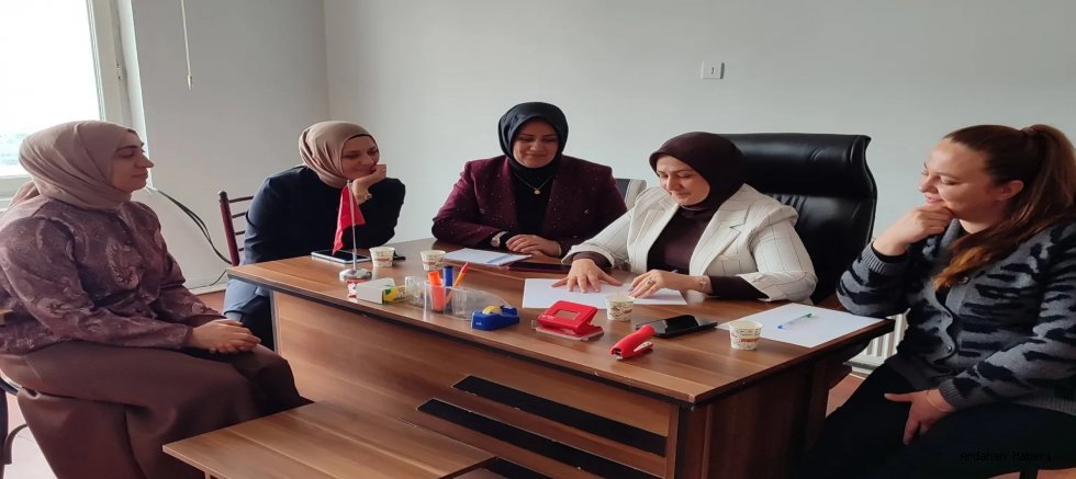 AK Parti Ardahan Kadın Kollarından Göle Çıkarması: Güçlü Teşkilat, Güçlü Yarınlar