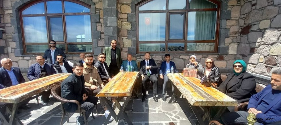 AK Parti Ardahan Teşkilatı Çıldır’da Bir Araya Geldi: Durmadan, Yorulmadan Çalışmaya Devam