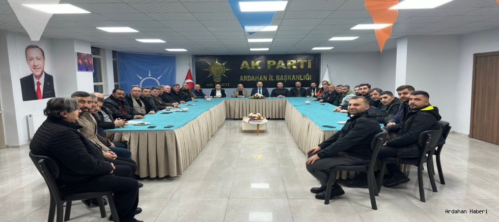 AK Parti Ardahan Teşkilatı Haftalık Olağan Toplantısını Gerçekleştirdi