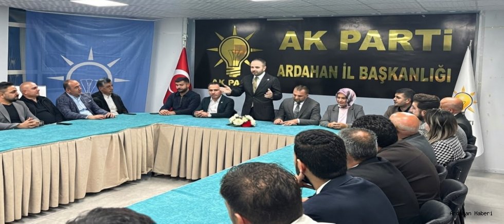 AK Parti Ardahan Teşkilatı İl Yönetim Kurulu Toplantısını Gerçekleştirdi