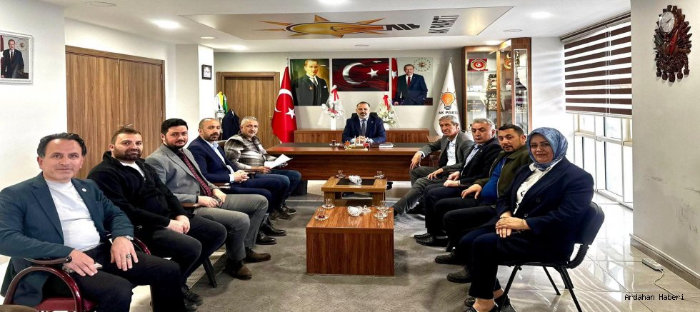 AK Parti Ardahan Teşkilatı’ndan İstişare Çıkarması: Gündem Ardahan