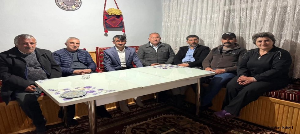 AK Parti Çıldır İlçe Teşkilatından Kuzukaya Mahallesi Muhtarı Ballıkaya’ya Ziyaret