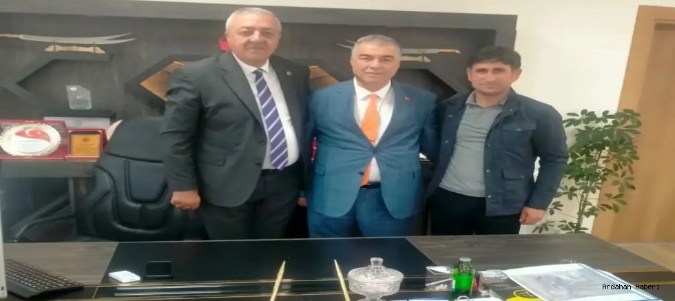 AK Parti Göle İlçe Başkanlığı’ndan İŞKUR’a Ziyaret: İstihdam Çalışmaları Masaya Yatırıldı