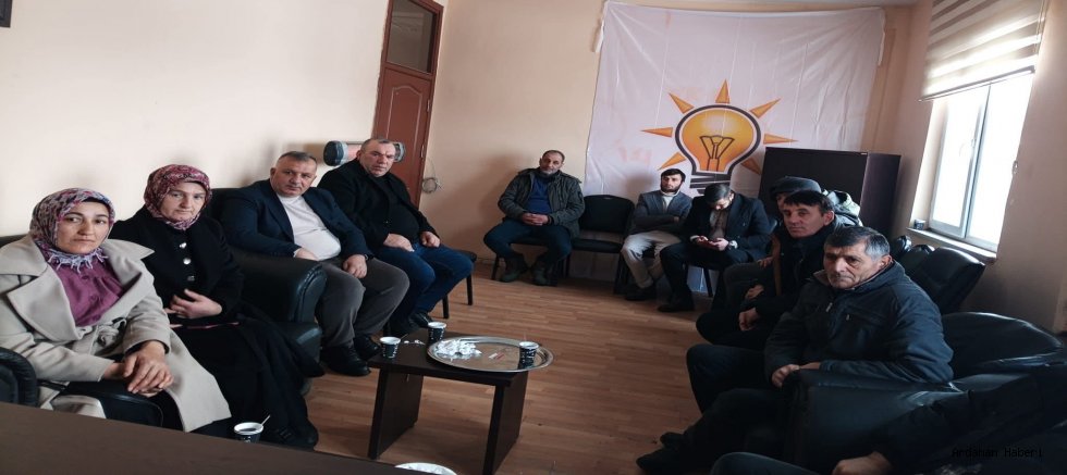 AK Parti Hanak İlçe Teşkilatı Haftalık Toplantısını Gerçekleştirdi