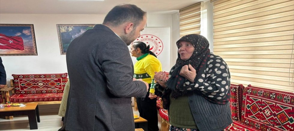 AK Parti Milletvekili Kaan Koç'tan Ardahan Huzurevi'ne Bayram Ziyareti