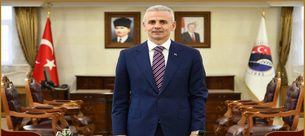 Ardahan Valisi Mehmet Fatih Çiçekli Ardahan ın Kurtuluşunun 105. Yılı Kutladı