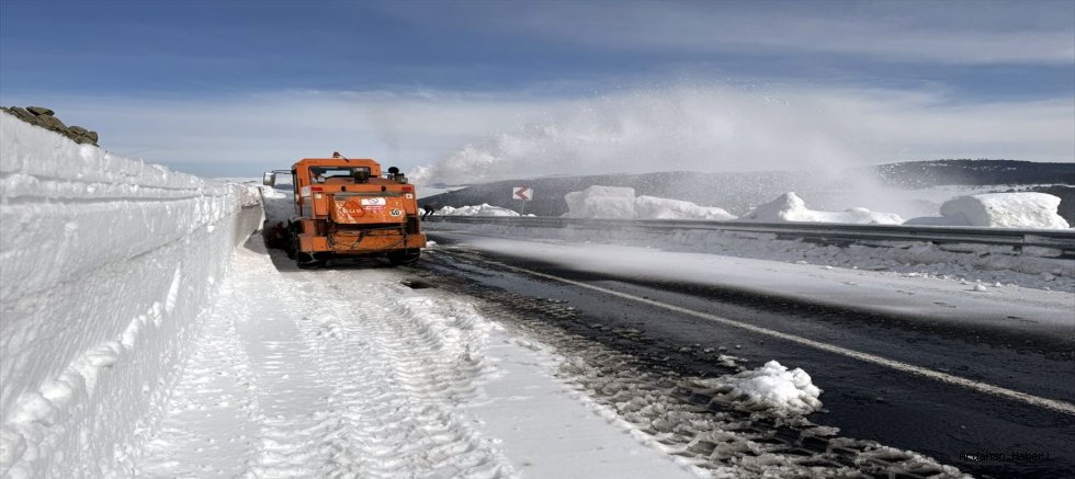 Ardahan-Ardanuç Yolu 3,5 Ay Sonra Beyaz Esaretten Kurtuluyor