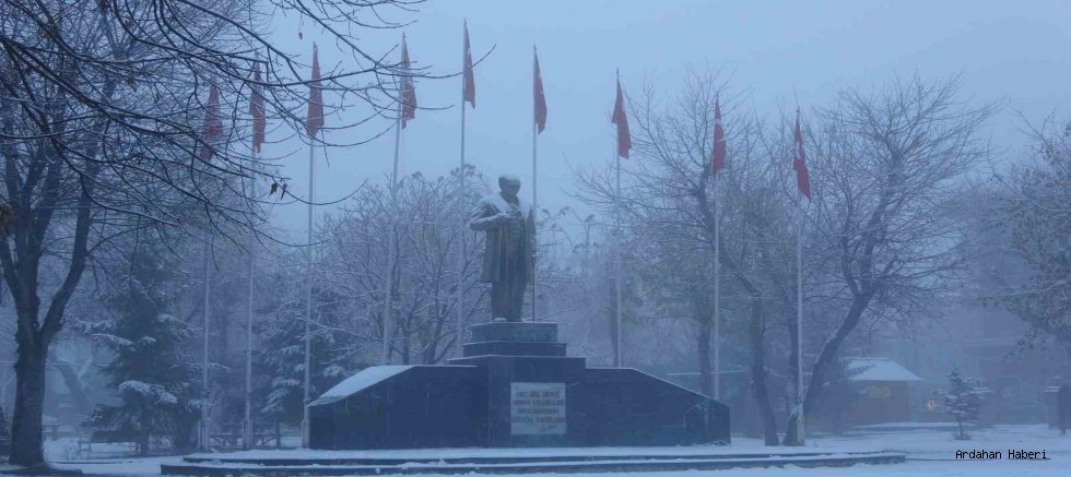 Ardahan Beyaza Büründü: Şehirde Kış Masalı