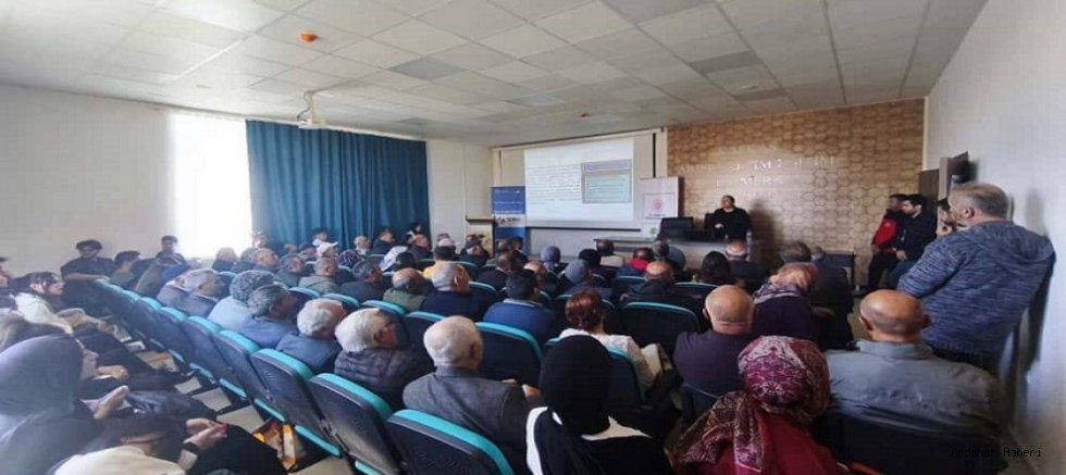Ardahan’da Arıcılık ve Arı Ürünleri Semineri Düzenlendi
