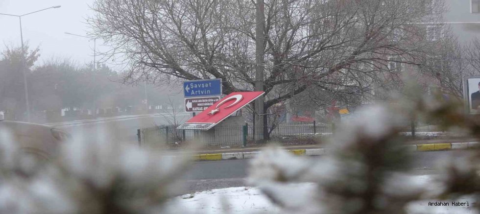 Ardahan’da Dondurucu Soğuk Etkili Oldu: Termometreler Eksi 15’i Gördü