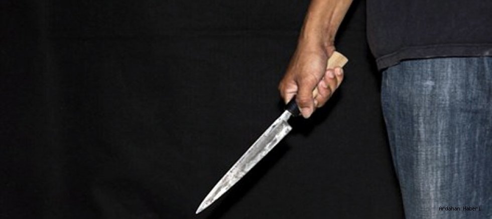 Ardahan’da Gece Yarısı Bıçaklı Saldırı: Genç Yoğun Bakımda