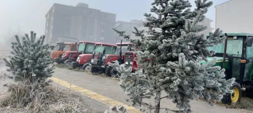 Ardahan’da Hava Hızla Soğuyor: Gece Sıcaklıkları Eksi 4 Dereceyi Gördü