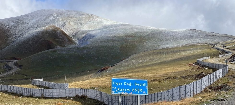 Ardahan’da Kış Erken Geldi: Ilgar Dağı Beyaza Büründü