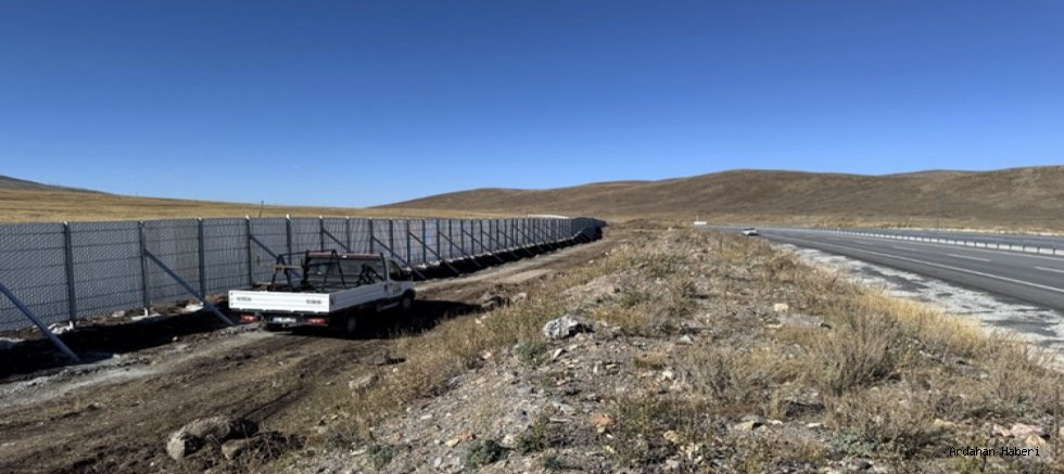 Ardahan’da Kışa Hazırlık: Yollara 17 Kilometrelik Kar Bariyeri