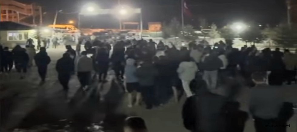 Ardahan’da KYK Kız Yurdu Öğrencilerinden Ulaşım Zammı ve Hizmet Yetersizliğine Protesto