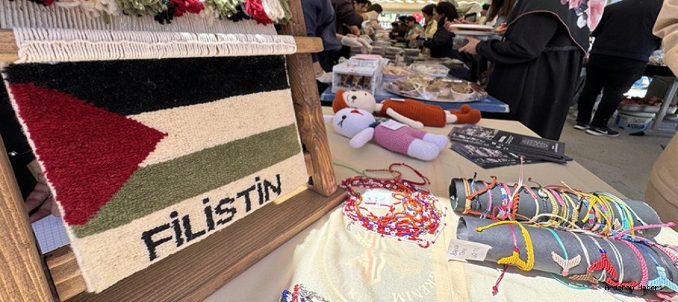 Ardahan’da Öğrencilerden Gazze’ye Destek Kermesi