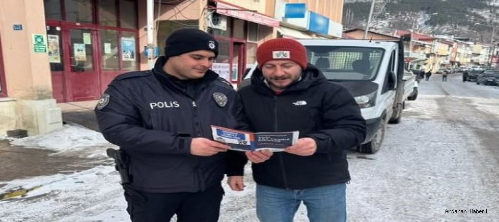 Ardahan’da polisten yasa dışı bahis ve dolandırıcılığa karşı bilgilendirme çalışması