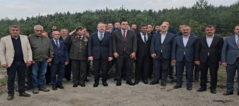 Ardahan’da Şehit ve Gaziler Anıtı Yoğun Katılımla Açıldı