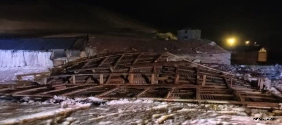 Ardahan’da Şiddetli Rüzgar Çatıları Uçurdu: AFAD Köylerde İnceleme Başlattı