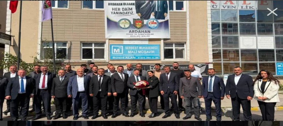 Ardahan'da TESK Seçim Yarışı: Mehmet Yiğiner'den Destek Ziyareti