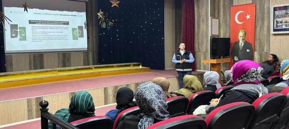 Ardahan’da uyuşturucu ile mücadele çerçevesinde annelere yönelik bilgilendirme eğitimi verildi