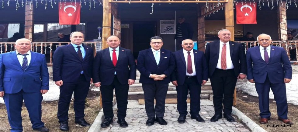 Ardahan’da Yerel Yönetimler Güç Birliği: Belediye Başkanları Bir Araya Geldi