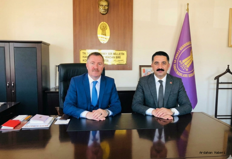 Ardahan Esnaf Odası’nda Nefes Kesen Yarış: Alihanoğlu mu, Özer mi?