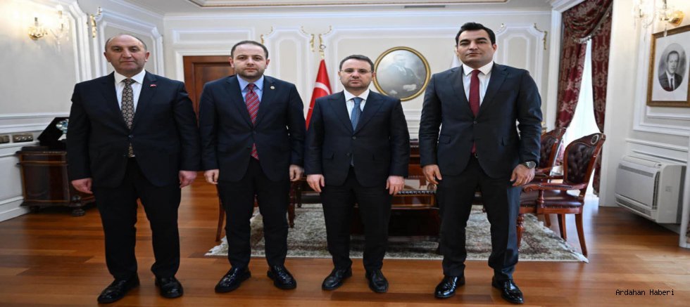 Ardahan Heyetinden Adalet Bakanı’na Çıkarma: Yeni Adalet Sarayı ve Lojman Müjdesi