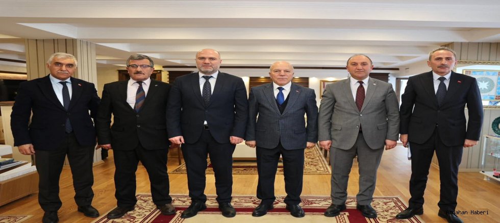 Ardahan Heyetinden Erzurum Büyükşehir Belediye Başkanı Sekmen’e Ziyaret