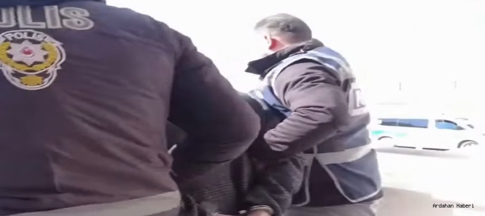 Ardahan Merkezli 5 İlde Rüşvet Operasyonu: Cezaevi Müdürü ve 6 Kişi Tutuklandı