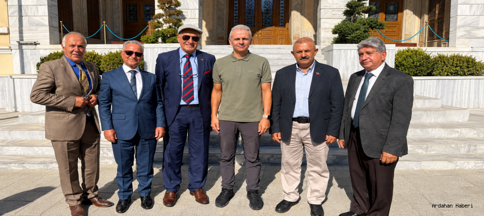 Ardahan Turizm Derneği’nden Anlamlı Ziyaret: Ardahanlılar Valisini Unutmadı