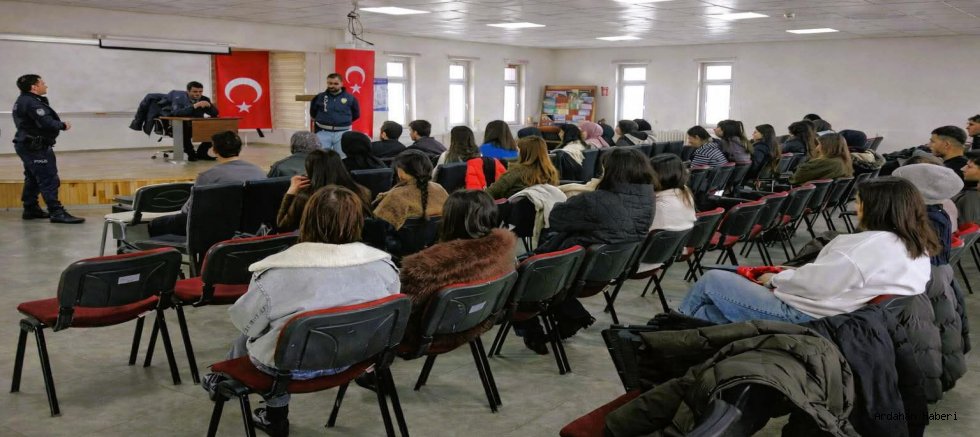 Ardahan Üniversitesi Çıldır MYO’da Siber Güvenlik ve Farkındalık Eğitimi Düzenlendi