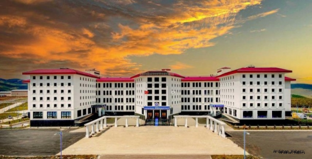 Ardahan Üniversitesi’nde Eğitime Hava Engeli