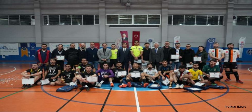 Ardahan Üniversitesi’nde Futsal Turnuvası Coşkuyla Tamamlandı