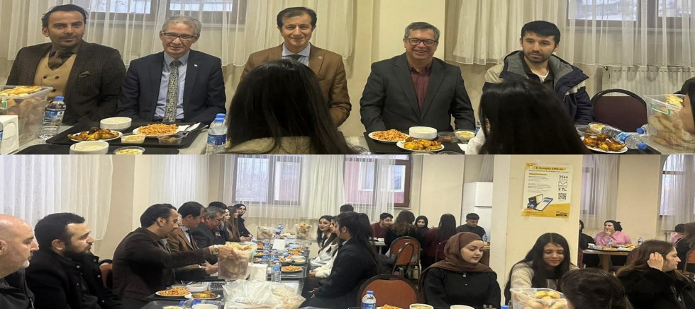 Ardahan Üniversitesi Rektörü Prof. Dr. Öztürk Emiroğlu, Çıldır MYO’da Öğrencilerle İftar Sofrasında Buluştu