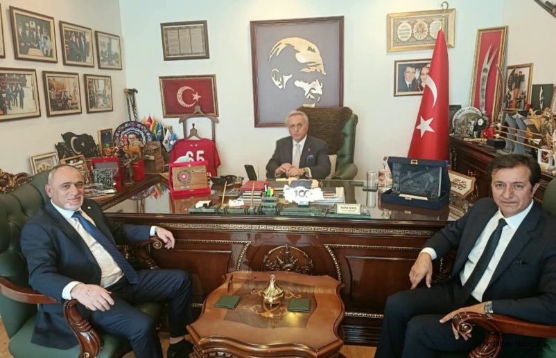 Ardahan Üniversitesi Rektörü Prof. Dr. Öztürk Emiroğlu’ndan Saffet Kaya’ya Ziyaret