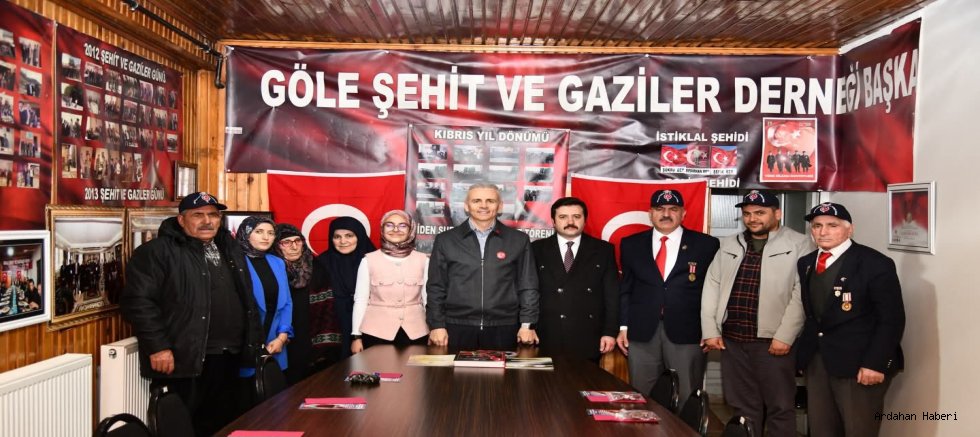 Ardahan Valisi Çiçekli’den Göle Şehit ve Gaziler Derneği’ne Ziyaret