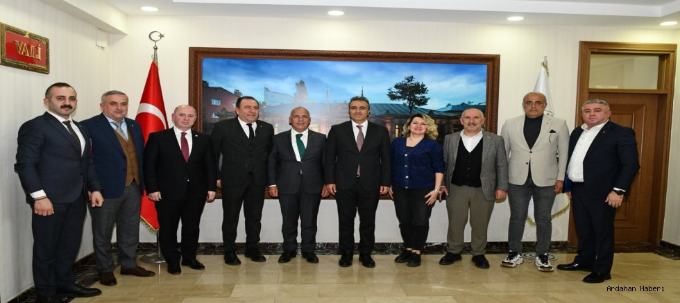 Ardahan Valisi Hayrettin Çiçek, Oda ve Borsa Başkanlarını Kabul Etti