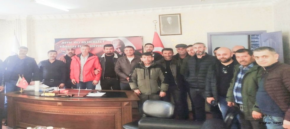 Ardahanlı Şoförlerden 'Kaliteli Hizmet' Sözü: Sorunlar Masaya Yatırıldı