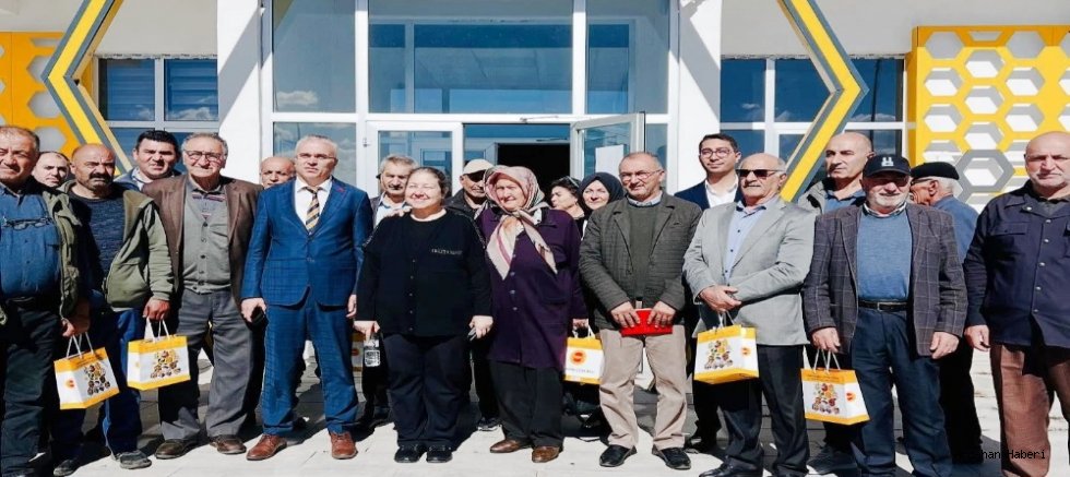 Başkan Çamliyurt: Kafkas Arısı, Bu Coğrafyanın Direncinin ve Bereketinin Simgesidir