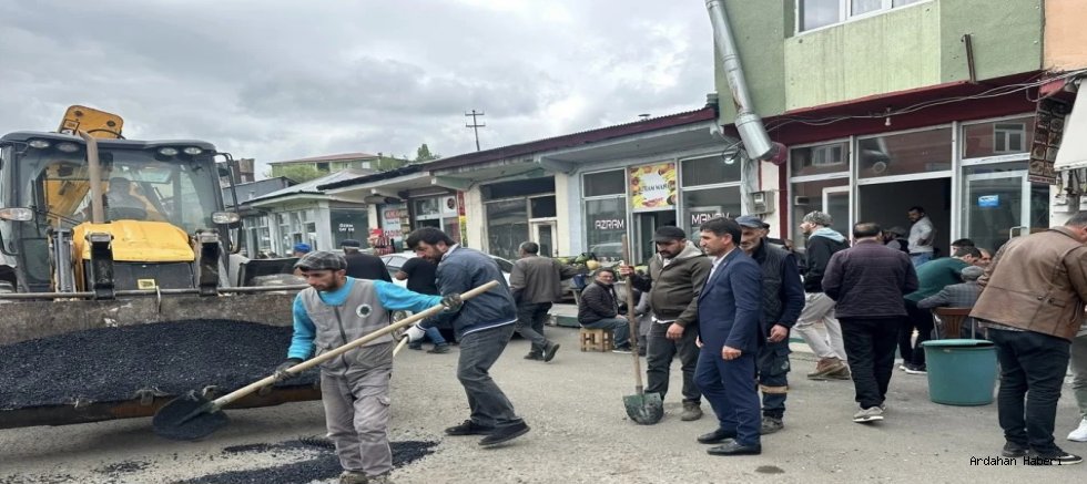 CHP’li Göle Belediyesi’ne Özel İdareden asfalt desteği