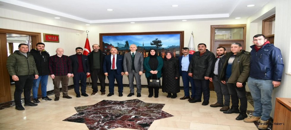 Çıldır AK Parti İlçe Teşkilatından Vali Çiçekli’ye Hayırlı Olsun Ziyareti