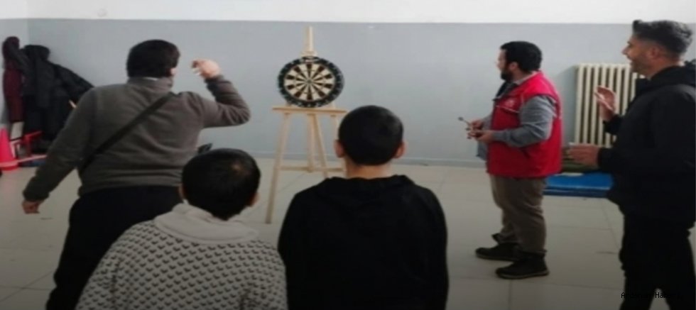 Çıldır’da Kış Kulübü Köy Okullarında Çocuklarla Buluşuyor