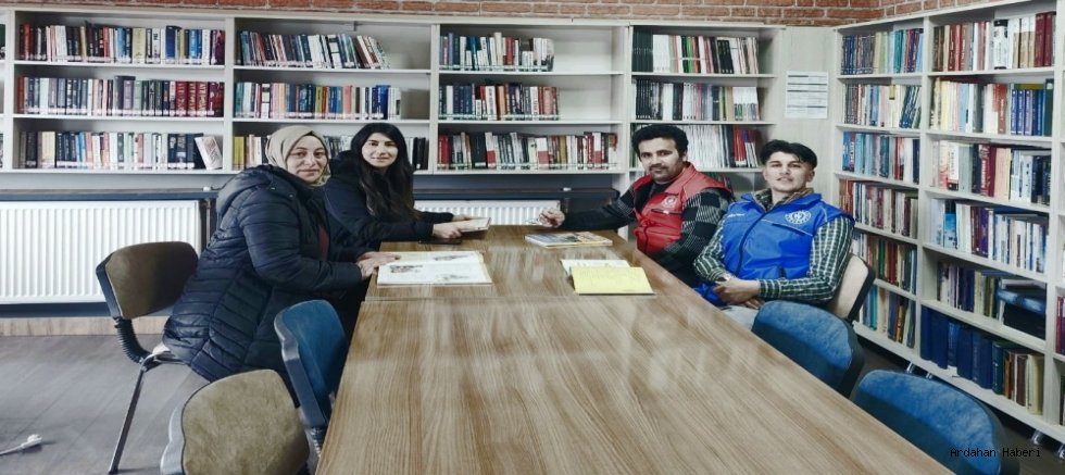 Çıldır’da Kitap Sevgisi Engel Tanımıyor: Gençlik ve Kütüphane El Ele!