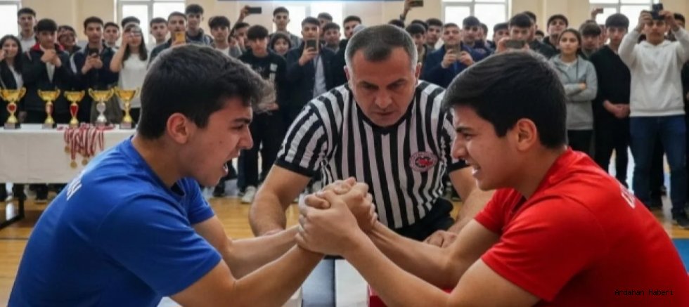 Çıldır’da Liseler Arası Bilek Güreşi Coşkusu Başlıyor