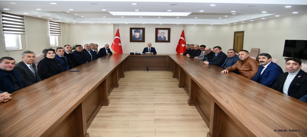 Çıldır Muhtarlarından Vali Çiçekli’ye hayırlı olsun ziyareti