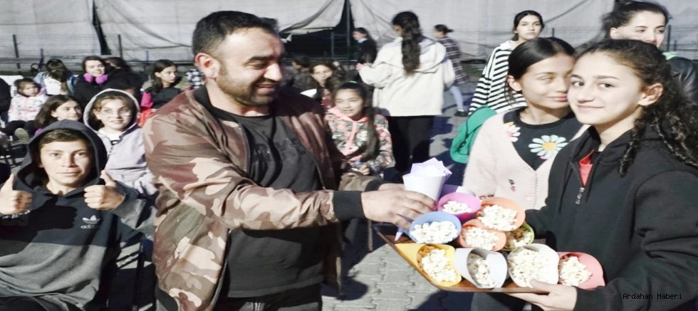 Çıldır Yatılı Bölge Ortaokulu (YİBO), öğrencilerine unutulmaz bir akşam yaşatıldı 