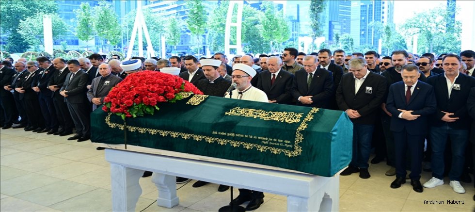 Cumhurbaşkanı Erdoğan, Saffet Kaya ve siyasiler Özer Uçuran Çiller'in cenaze törenine katıldı
