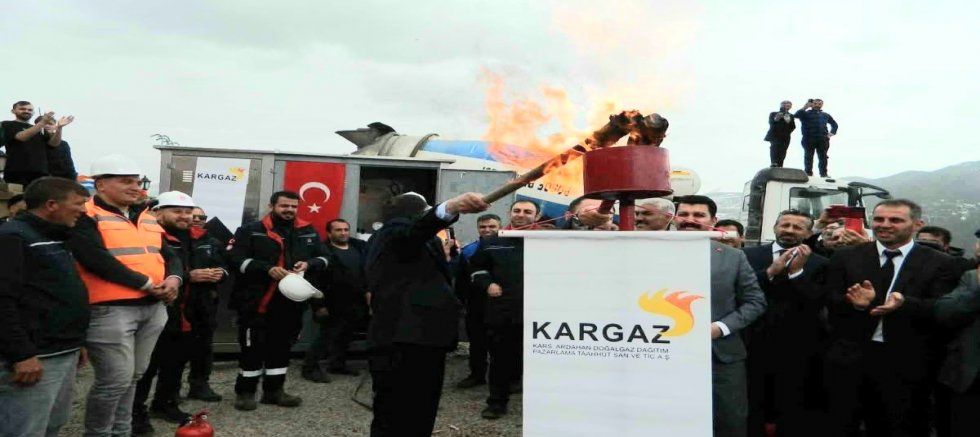 Dondurucu Soğuğun Başkentinde Isınma Nöbeti: Göleli Tanker Değil, Hat İstiyor!