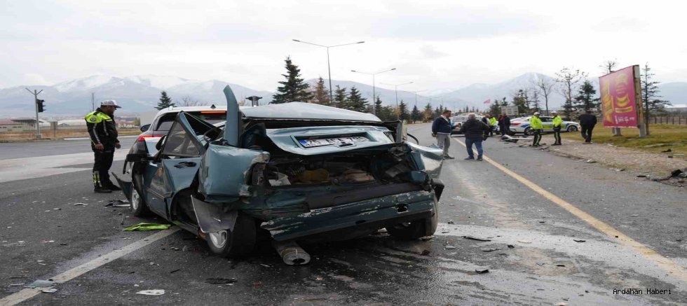 Erzurum’da Feci Kaza: Freni Boşalan Kamyon Zincirleme Kazaya Neden Oldu!